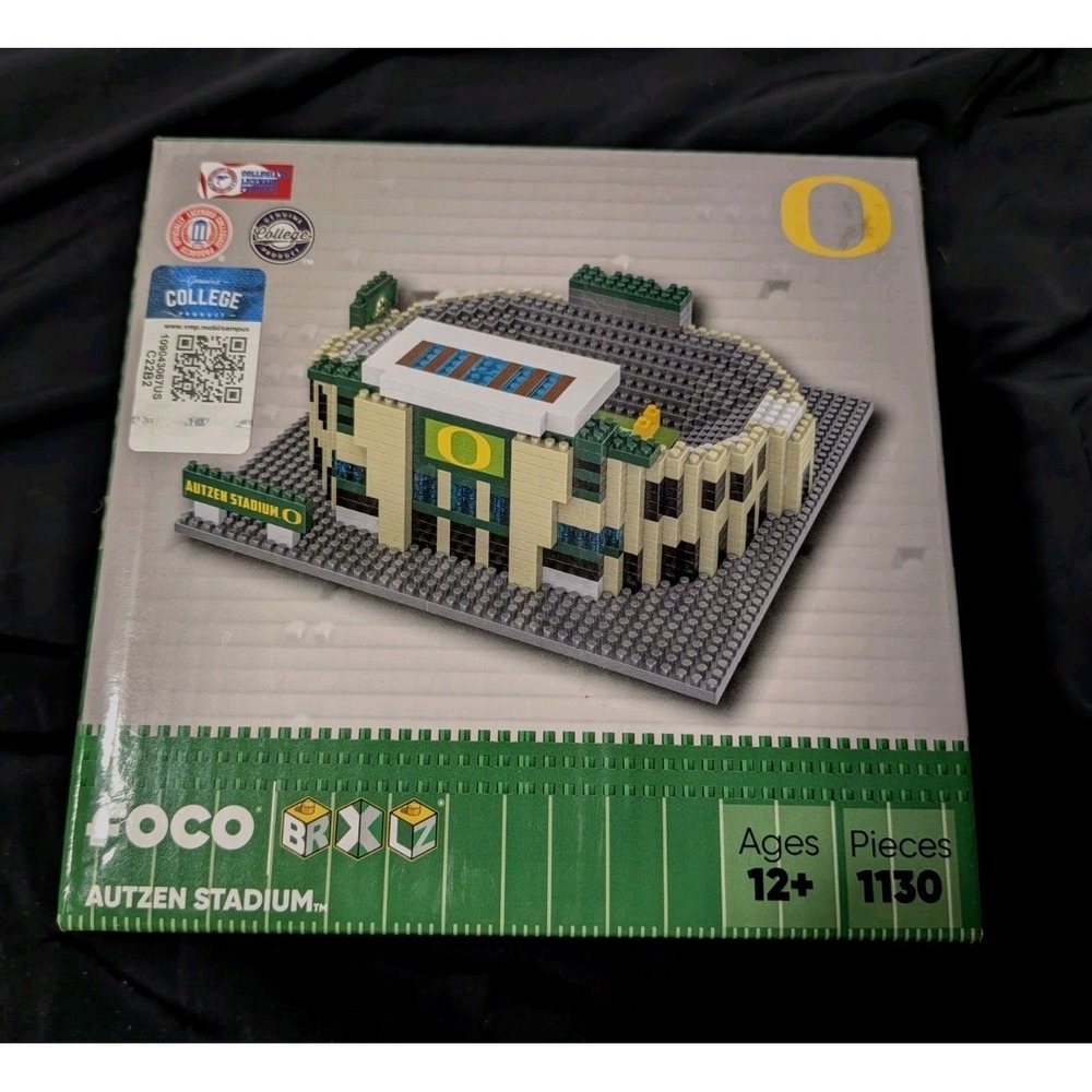 FOCO BRXLZ Oregon Ducks Autzen Stadium 3D Construction Set 1130 Pcs COMPLETE